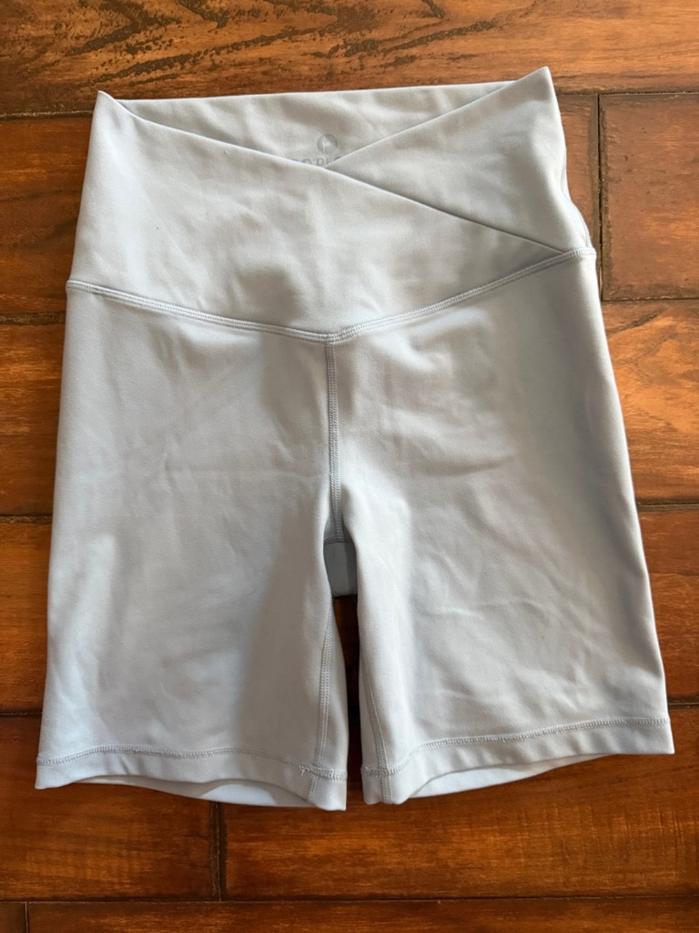 90 Degrees Like New High-Rise Light Blue Women’s Bike Shorts With Pockets